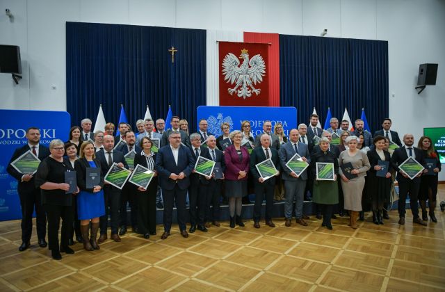 Powiat pozyskał środki na remont drogi w Łazach