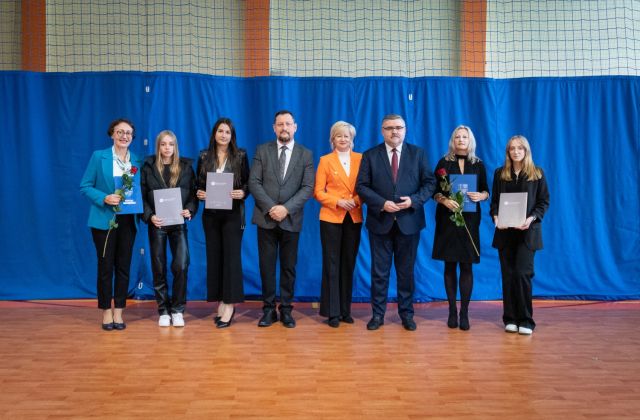 Wręczono stypendia Starosty Bocheńskiego 