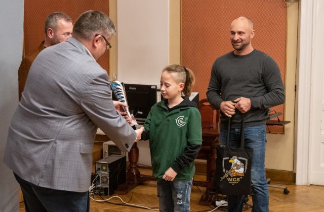  „10 strzałów ku chwale Ojczyzny” - w Starostwie wręczono nagrody.