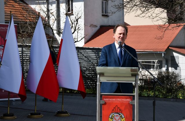 Młodzież biorąca udział w konkursie Młodzież Zapobiega Pożarom