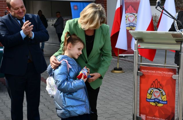 Młodzież biorąca udział w konkursie Młodzież Zapobiega Pożarom