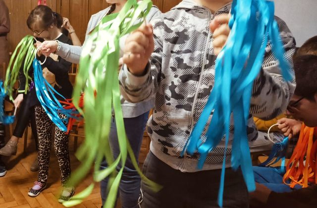 Artyści z Filharmonii Krakowskiej zabrali uczniów SOSW w świat muzyki 