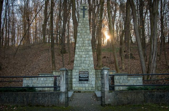 Uczczono pamięć ofiar mordu na Uzborni