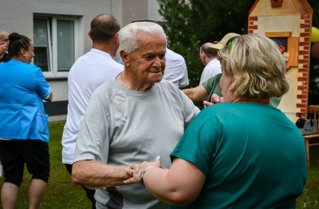 Przekazanie nowych pojazdów dla DPS i ŚDS w Bochni