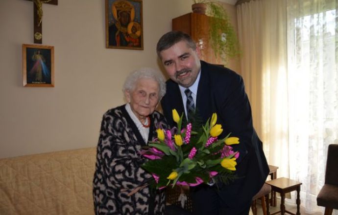 Najstarsza mieszkanka powiatu świętowała 106 urodziny